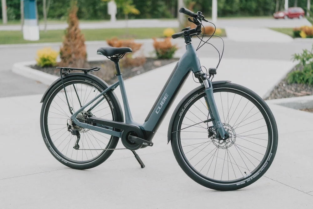 Cube Supreme Sport Hybrid ONE 400 - Cadre-Bas 2023 | Vélo Électrique 4 Cube Supreme Sport Hybrid ONE 400 - Cadre-Bas 2023 | Vélo Électrique – Image 4